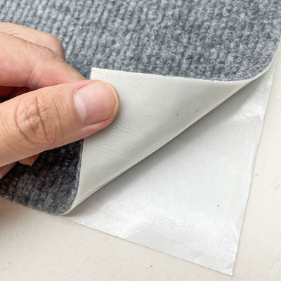 बिल्ली के पंजे से ट्रिम करने योग्य स्वयं-चिपकने वाली कालीन दीवार चिपचिपा स्क्रैच प्ले मैट